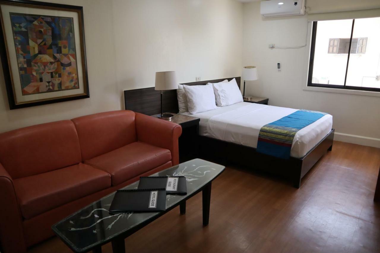 Domicilio Lorenzo Davao City Eksteriør bilde