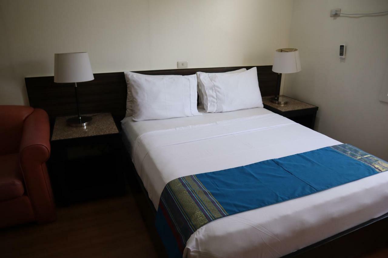 Domicilio Lorenzo Davao City Eksteriør bilde